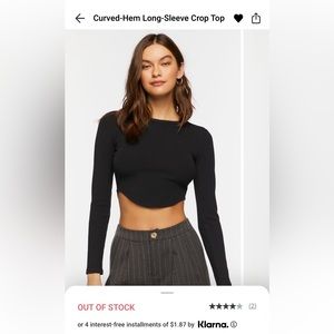 ISO CURVED-HEM LONG-SLEEVE CROP TOP FROM FOREVER 21 SIZE SMALL